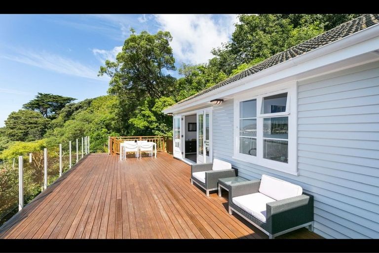 Photo of property in 50 Belvedere Road, Hataitai, Wellington, 6021