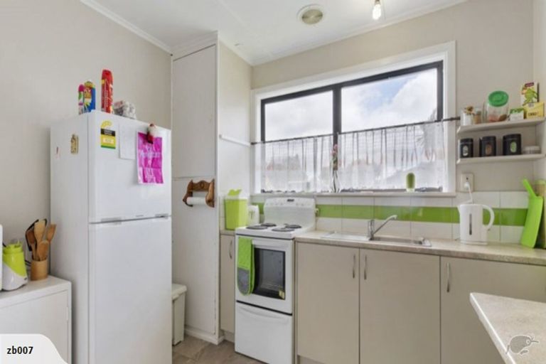 Photo of property in 1/14 Cosgrave Road, Papakura, 2110