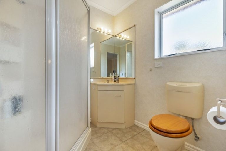 Photo of property in 90 Santa Monica Drive, Papamoa Beach, Papamoa, 3118