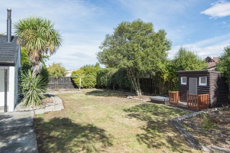 Photo of property in 7 Valecrest Avenue, Parklands, Christchurch, 8083
