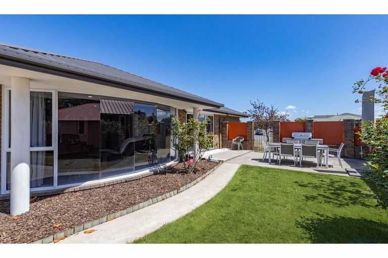 Photo of property in 12 Mathias Place, Kaiapoi, 7630