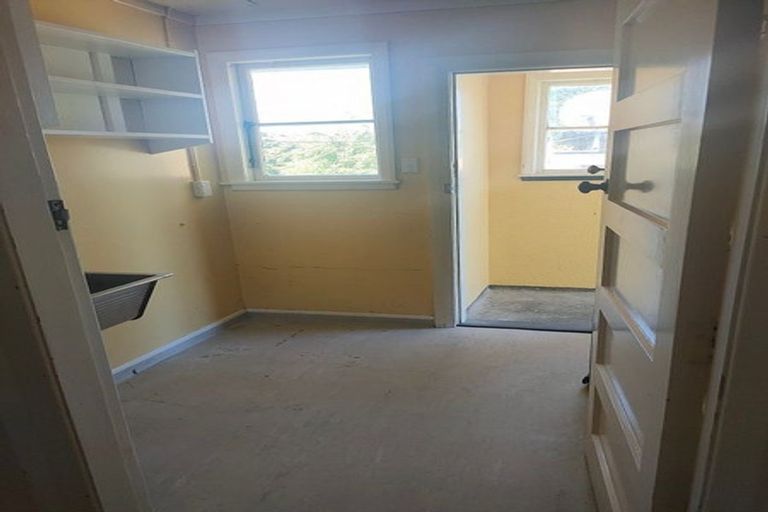 Photo of property in 616 Featherston Street, Roslyn, Palmerston North, 4414