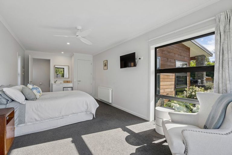 Photo of property in 54 Stratford Drive, Mount Pisa, Cromwell, 9383