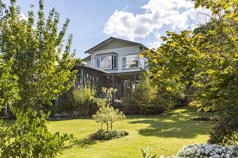 Photo of property in 29 Domain Road, Waipawa, 4210