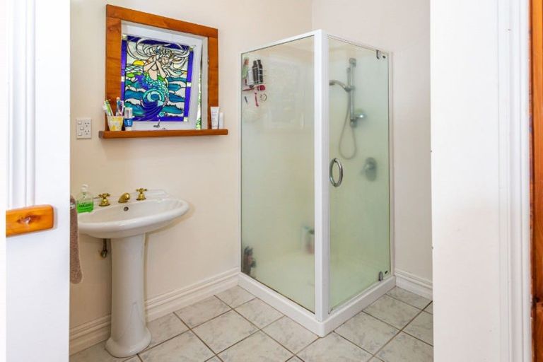 Photo of property in 3 Widdison Place, Whangamata, 3691