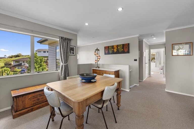 Photo of property in 36 Cape Vista Crescent, Pukekohe, 2120