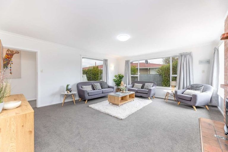 Photo of property in 6 Masham Road, Broomfield, Christchurch, 8042