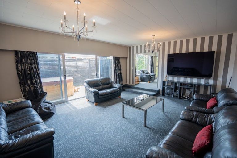 Photo of property in 168 Mackenzie Street, Winton, 9720