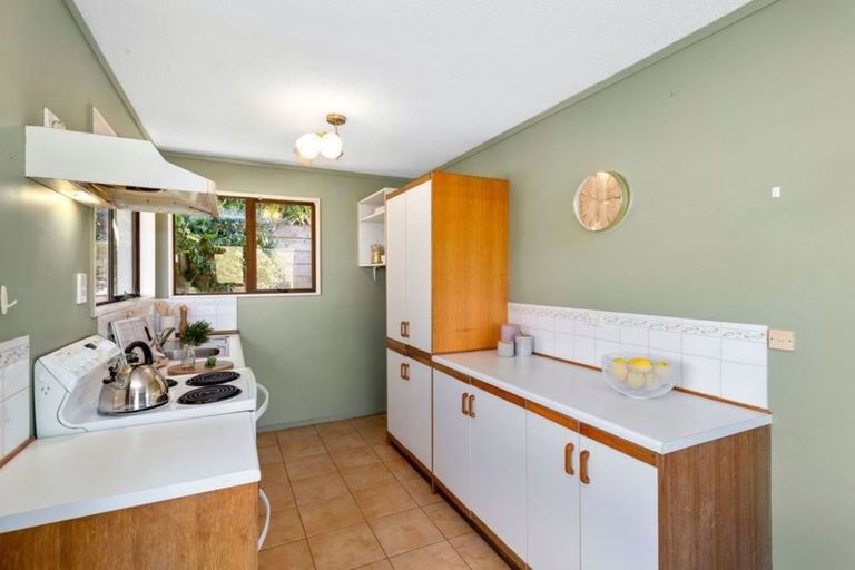 Photo of property in 12b Dominion Park Street, Johnsonville, Wellington, 6037
