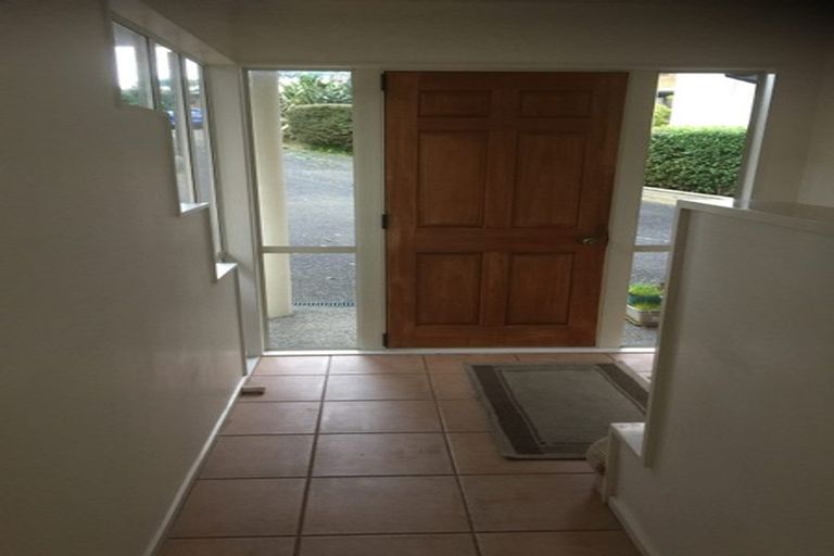 Photo of property in 51 James Evans Drive, Northcote, Auckland, 0627