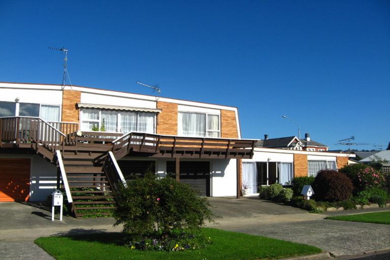 Photo of property in 2/2 Laing Street, Mosgiel, 9024