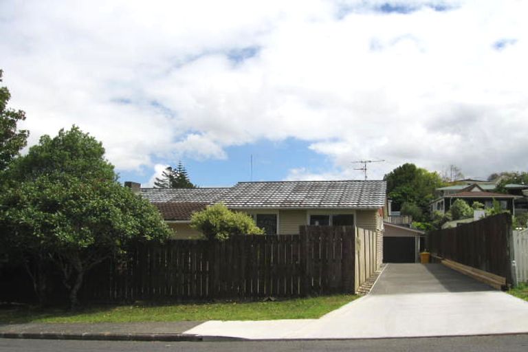 Photo of property in 14 Woodstock Road, Forrest Hill, Auckland, 0620