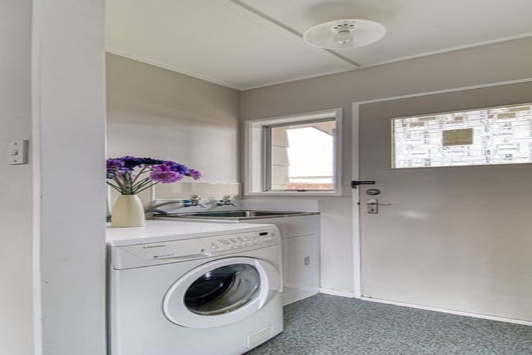 Photo of property in 16b Kilkee Terrace, Flaxmere, Hastings, 4120