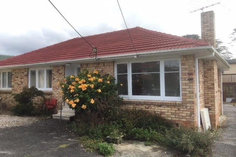 Photo of property in 57 Wilsher Crescent, Henderson, Auckland, 0612