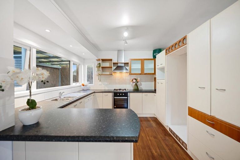 Photo of property in 29a Auld Street, Torbay, Auckland, 0630