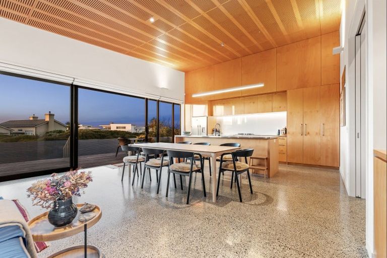 Photo of property in 33 Kokopu Street, Omaha, 0986