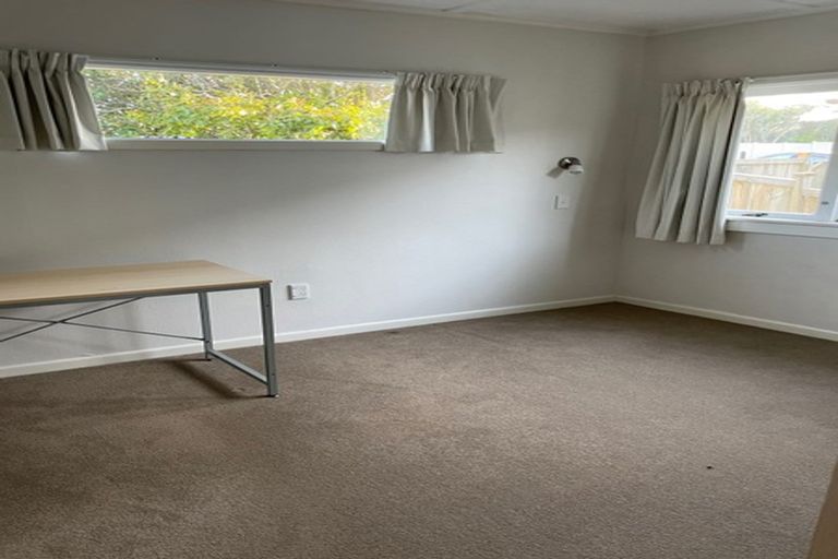 Photo of property in 3 Sunrise Avenue, Murrays Bay, Auckland, 0630