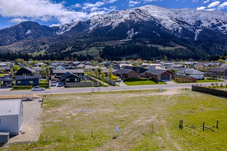 Photo of property in 13 Swan Street, Lake Hawea, 9382