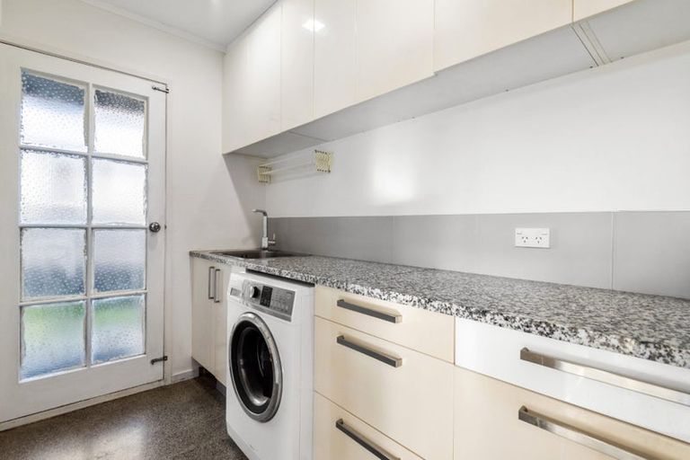 Photo of property in 191 Glamorgan Drive, Torbay, Auckland, 0630