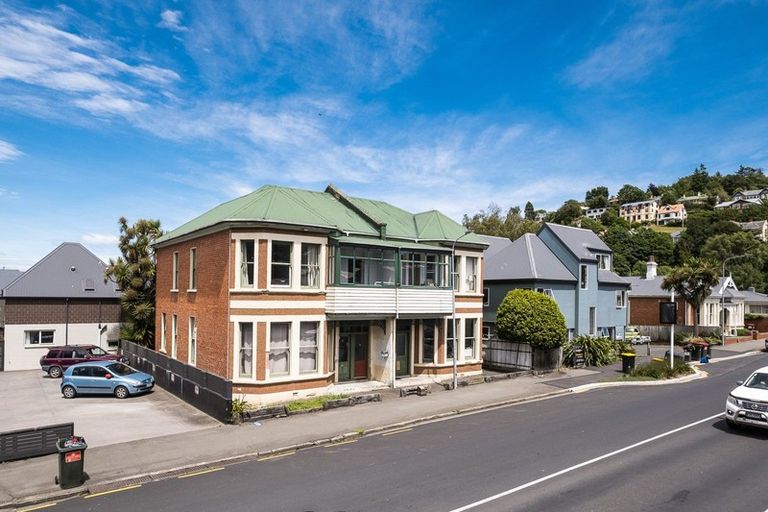 Photo of property in 35 Duke Street, North Dunedin, Dunedin, 9016