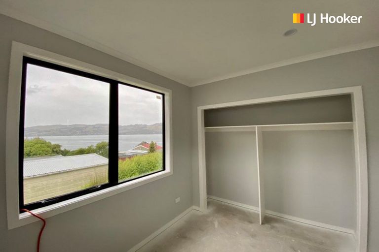 Photo of property in 7a Athol Place, Ravensbourne, Dunedin, 9022