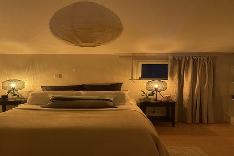 Photo of property in 45 Pukatea Street, Eastbourne, Lower Hutt, 5013