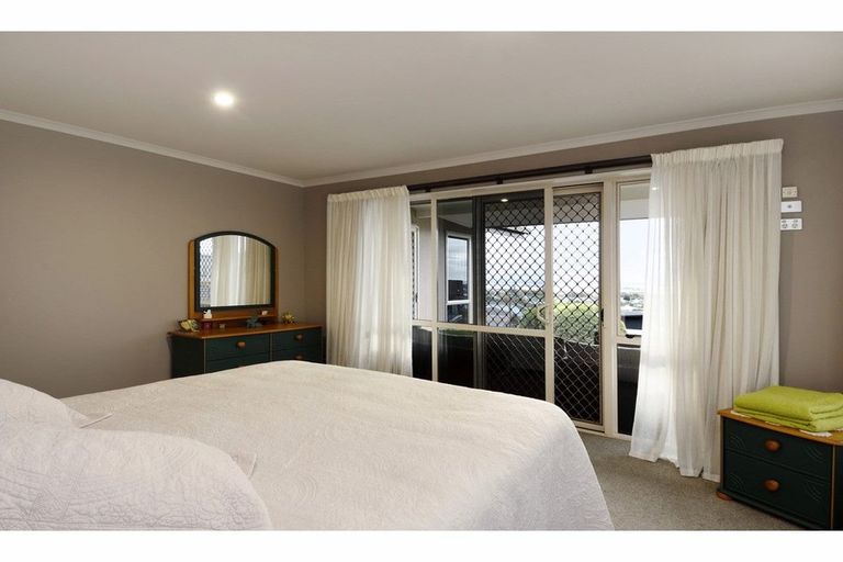 Photo of property in 6 Berkshire Place, Stoke, Nelson, 7011