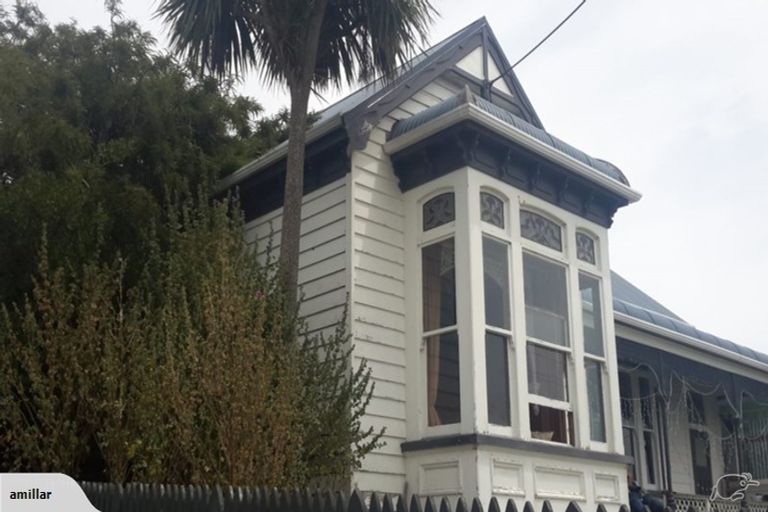 Photo of property in 174 Marine Parade, Bluff, 9814