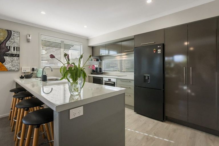 Photo of property in 1 Long Acre Close, Katikati, 3129