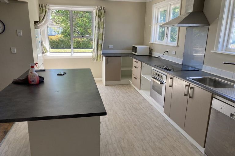 Photo of property in 16 Hillary Crescent, Upper Riccarton, Christchurch, 8041