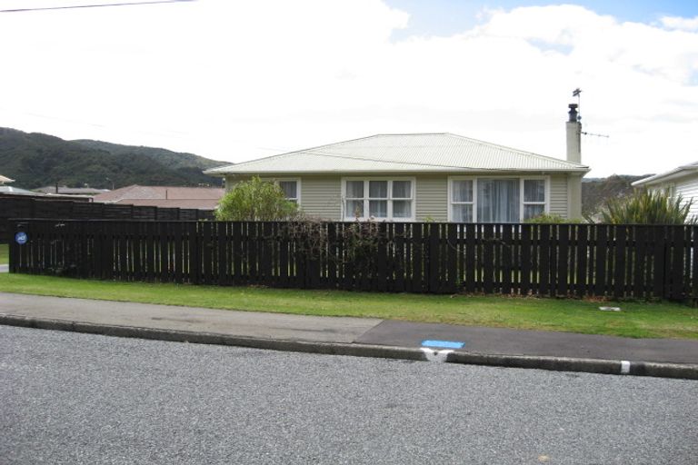 Photo of property in 68 Karaka Street, Wainuiomata, Lower Hutt, 5014