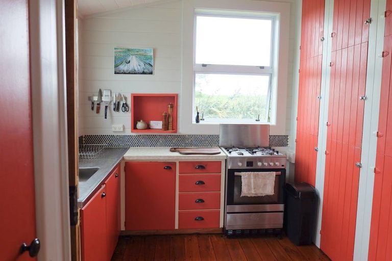 Photo of property in 210 Mirikau Road, Warea, New Plymouth, 4381