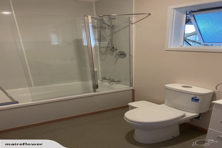 Photo of property in 30 Beach Road, Onerahi, Whangarei, 0110