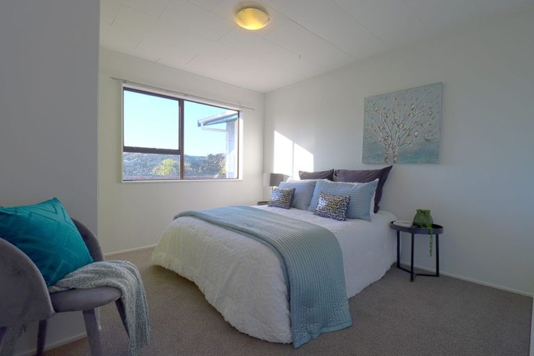 Photo of property in 12 The Yardarm, Whitby, Porirua, 5024