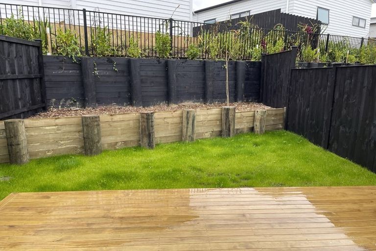 Photo of property in 53 Podgora Avenue, Huapai, Kumeu, 0810