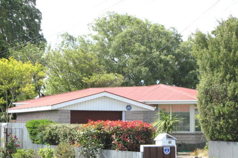 Photo of property in 70 Vancouver Crescent, Wainoni, Christchurch, 8061