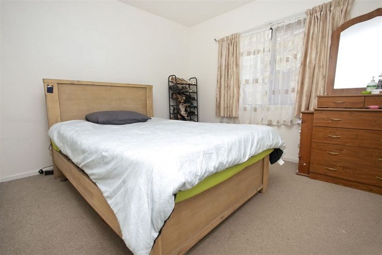 Photo of property in 58e Sunnyside Road, Sunnyvale, Auckland, 0612