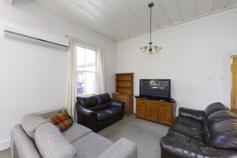 Photo of property in 127 Linton Street, West End, Palmerston North, 4410