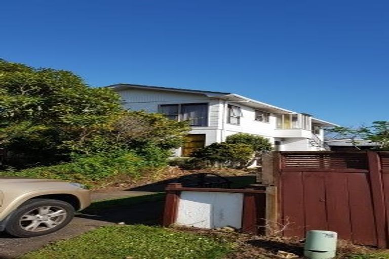 Photo of property in 69 Casuarina Road, Half Moon Bay, Auckland, 2012