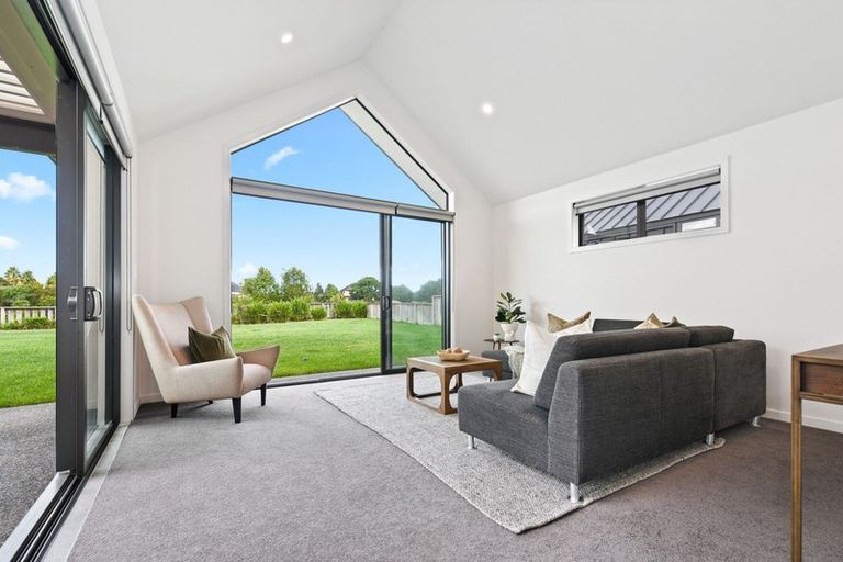 Photo of property in 35 Roy Hilton Drive, Flagstaff, Hamilton, 3210