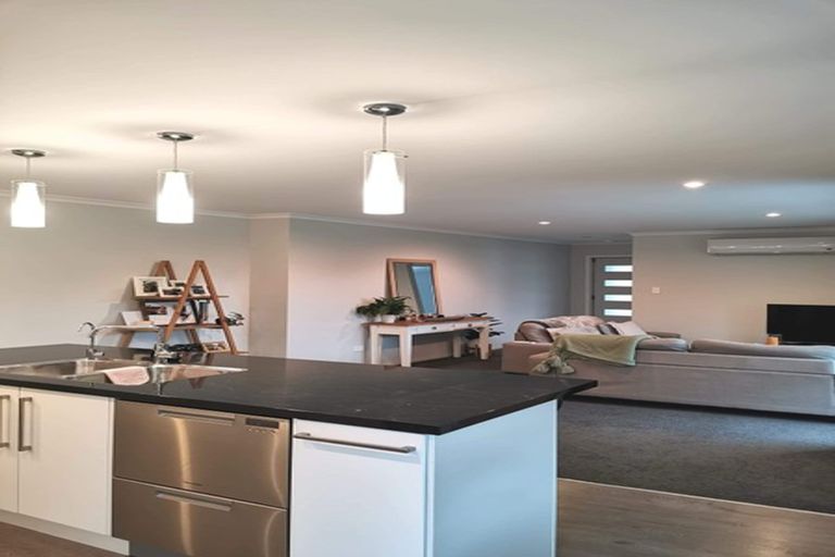 Photo of property in 104 Te Manatu Drive, Huntington, Hamilton, 3210