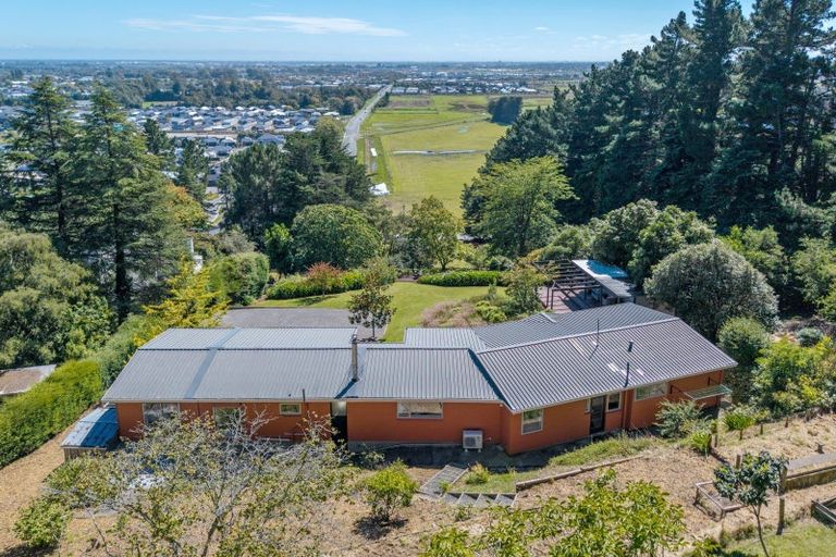 Photo of property in 831 Cashmere Road, Halswell, Christchurch, 8025
