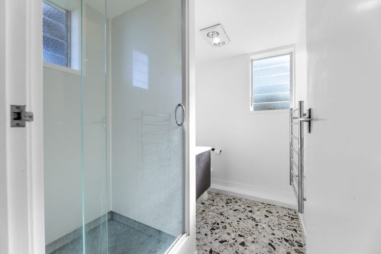 Photo of property in 1 Keith Smith Avenue, Beach Haven, Auckland, 0626