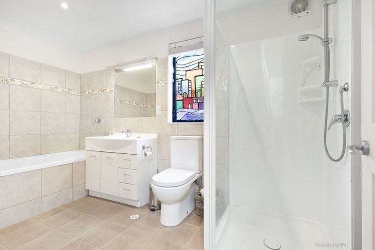 Photo of property in 14 Futuna Close, Karori, Wellington, 6012