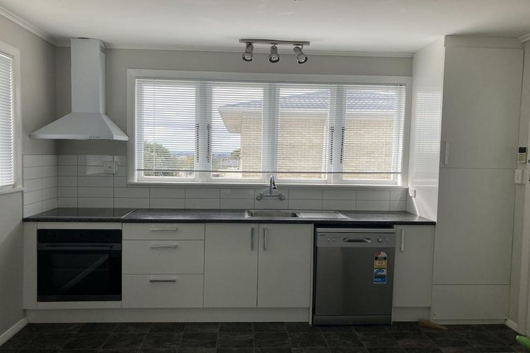 Photo of property in 1/3 Blease Street, New Lynn, Auckland, 0600