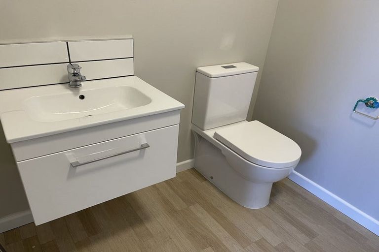 Photo of property in 19 Hyderabad Road, Marewa, Napier, 4110