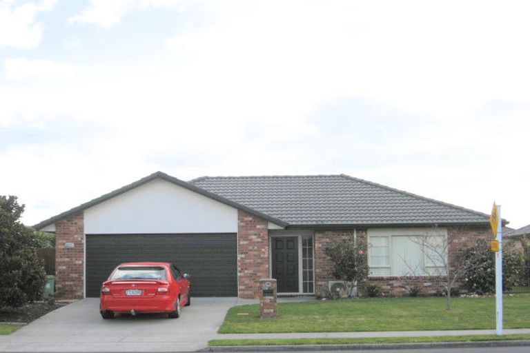 Photo of property in 136 Evans Road, Papamoa Beach, Papamoa, 3118
