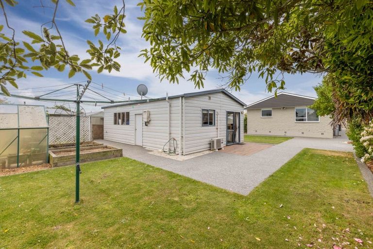 Photo of property in 4 Jarrow Place, Halswell, Christchurch, 8025