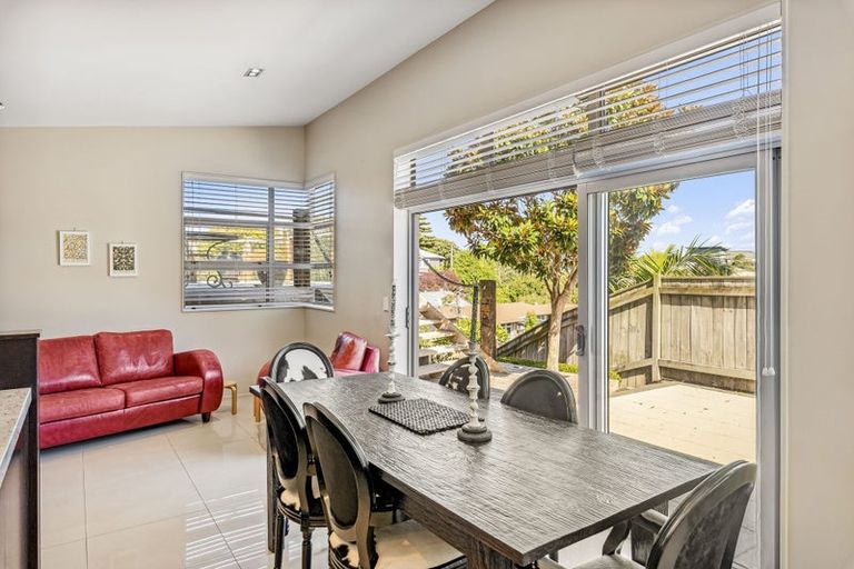 Photo of property in 11 Metzenthin Close, Raumati South, Paraparaumu, 5032