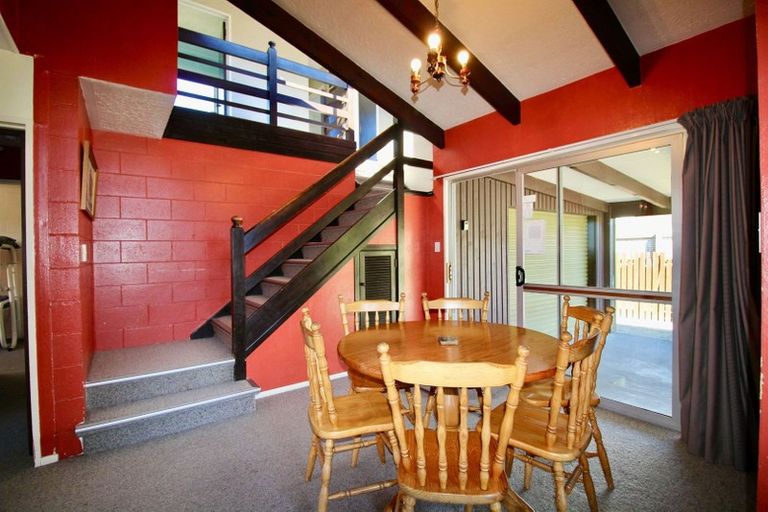 Photo of property in 1 Woodbank Road, Hanmer Springs, 7334